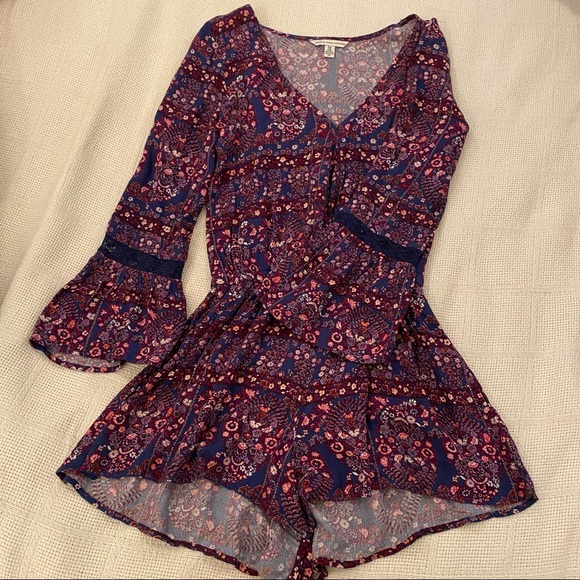 American Eagle Outfitters Pants - American eagle long sleeve romper! So cute!
